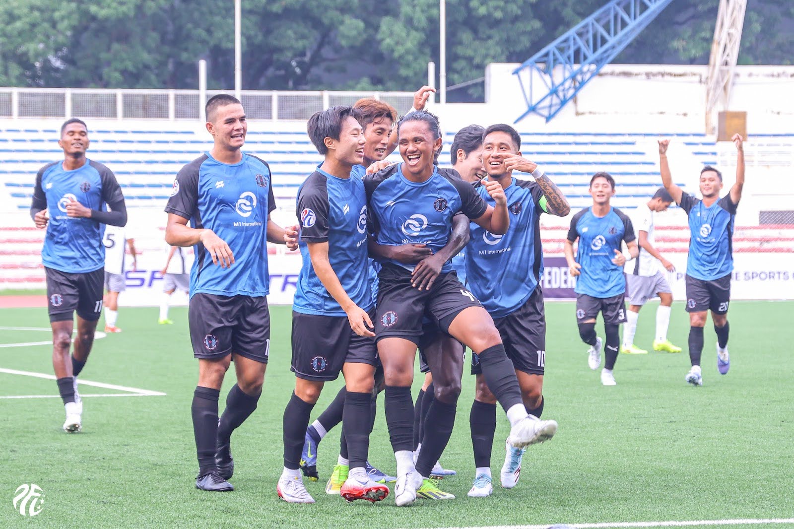 Team Celebrates with Man of the Match, Michael Menzi for his 2nd Header. Photo Credit: PFL